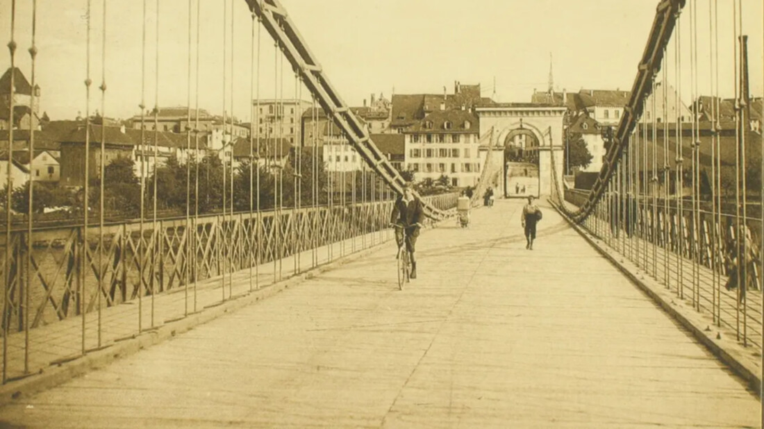 Kettenbrücke.jpeg